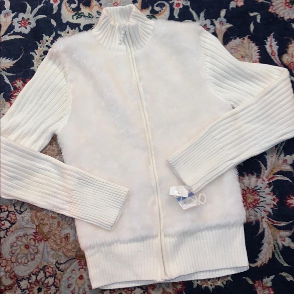 Greendog cozy white faux fuzzy fluffy jacket